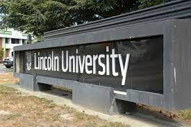 Cheap Schools and Universities in New Zealand for Master’s Degree and Their School Fees